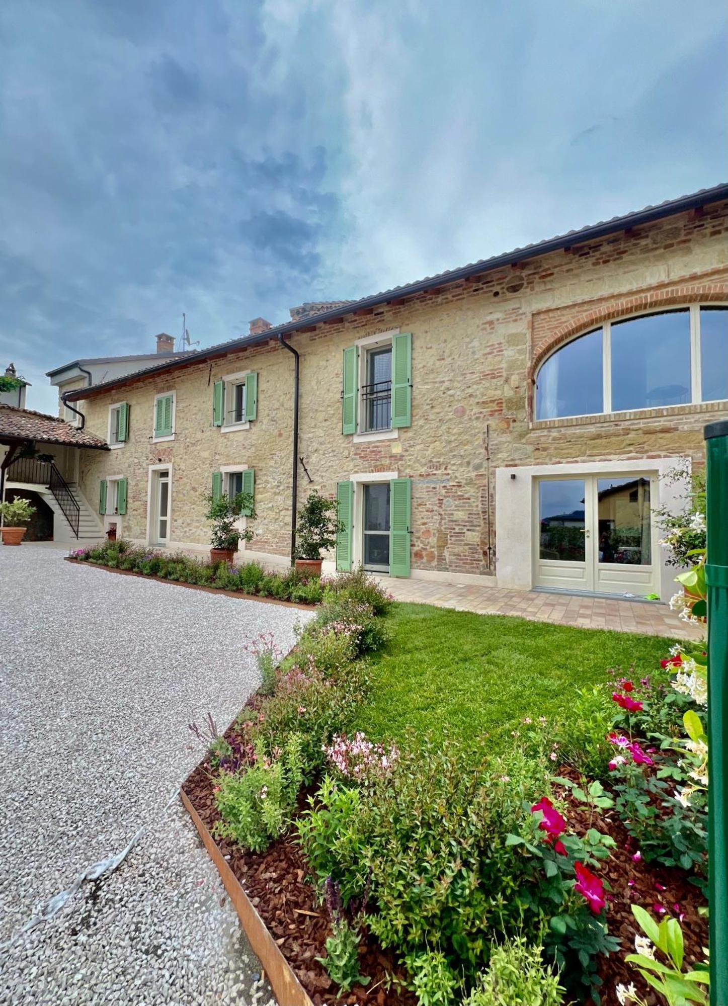 Отель Relais Dal Cavaliere Castellino  Экстерьер фото